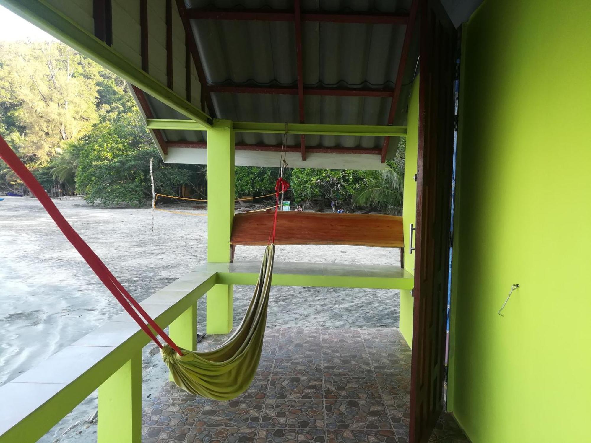 Lae Tawan Bungalow コー・チャン・ラノーン 部屋 写真