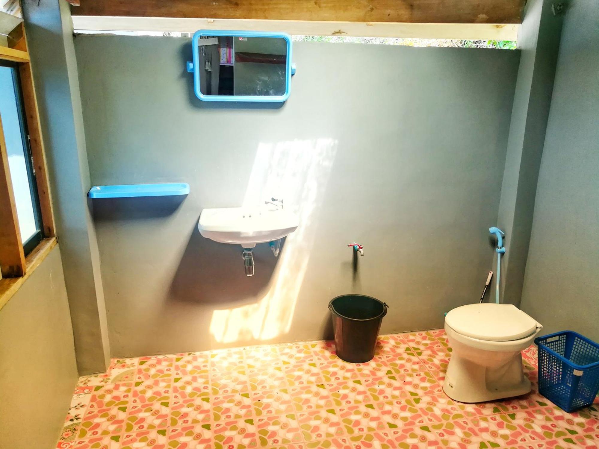 Lae Tawan Bungalow コー・チャン・ラノーン 部屋 写真