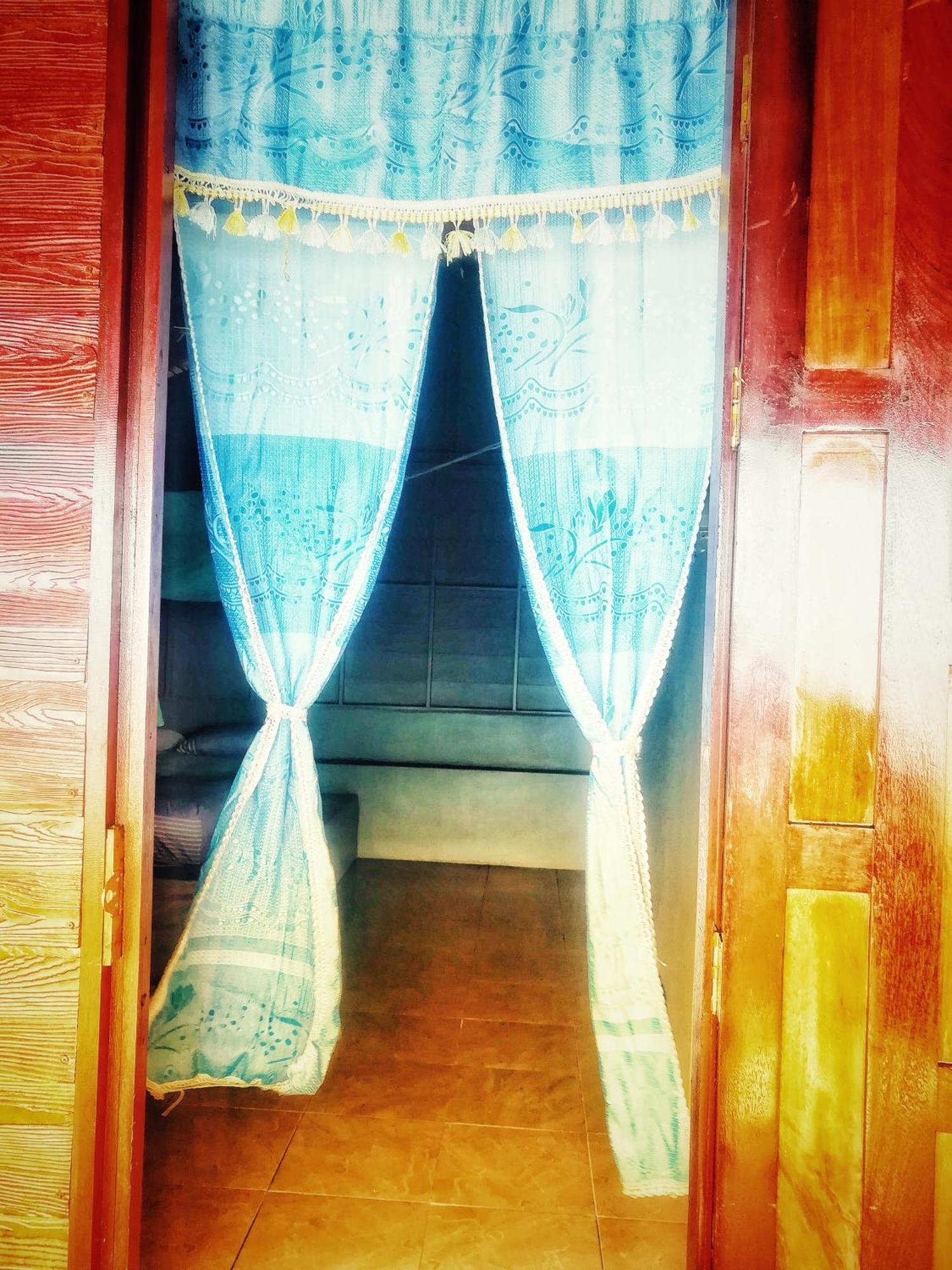Lae Tawan Bungalow コー・チャン・ラノーン 部屋 写真